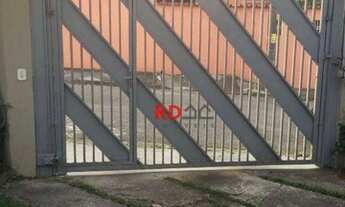 Imagem 2: Casa à venda na Vila Suissa em Mogi das Cruzes, com 3 dormitórios sendo 1 suíte, com 170 m