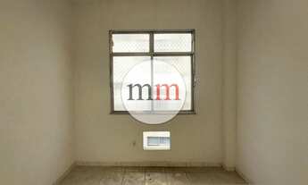 Imagem 4: Praça Jerusalém à beira da Praia da Bica 65m² - 2 quartos