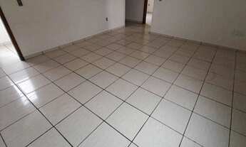 Imagem 2: Apartamento com 2 dormitórios para alugar, 50 m² por R$ 750,00/mês - Três Vendas - Pelotas