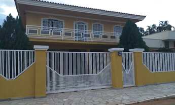 Imagem 2: Casa sobrado com 05 quartos sendo 03 suítes