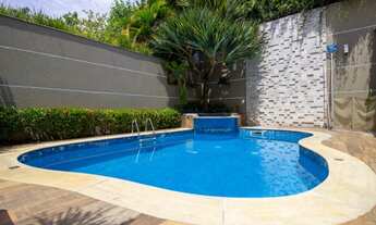 Imagem 2: Casa de Alto Padrão à Venda no condomínio Forest Hills no bairro Anchieta