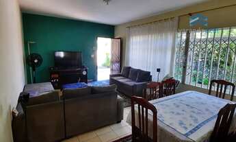 Imagem: Casa de 3 dorm. Em terreno de 627m² no