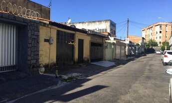 Imagem 2: Casa para venda tem 120 metros quadrados com 3 quartos em Benfica - Fortaleza - CE