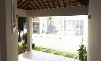 Imagem 3: EXCELENTE CASA 3 SUÍTES PARA VENDA COM LOCALIZAÇÃO PRIVILEGIADA NO CONDOMÍNIO SANTA TERE