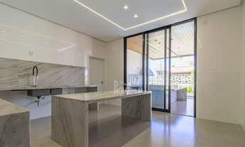 Imagem: Casa com 3 suítes à venda, 335 m² por