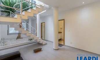 Imagem 2: CASA ASSOBRADADA - PLANALTO PAULISTA - SP