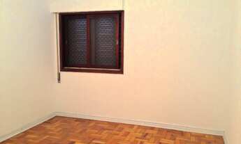 Imagem 3: Bonito apartamento na Rua Tabapua, reformado, super iluminado, sendo 2 dts e um 3º reversí