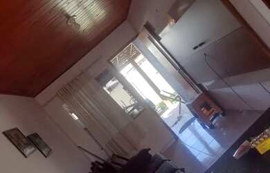 Imagem 5: Vendo 2 casas com piscina no meio Itaipuaçu