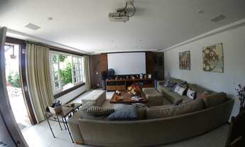 Imagem 3: Casa com 03 quartos em rua nobre no São Sebastião