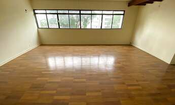 Imagem 2: ALUGO apto c/ 207m², 03 Dorm sendo 01 suite c/ armários, 03 banheiros em Consolação - SP