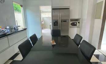 Imagem 6: Casa de condomínio para venda tem 198 metros quadrados com 3 quartos