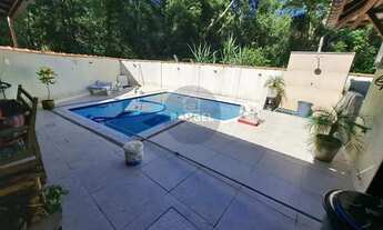 Imagem 7: Ótima casa linear com amplo quintal, piscina e churrasqueira em Vargem Grande/RJ