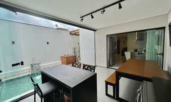 Imagem: Joinville - Casa Padrão - IRIRIU