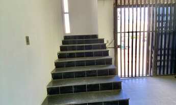 Imagem 6: Prédio comercial enfrente ao novo viaduto do Tabuleiro