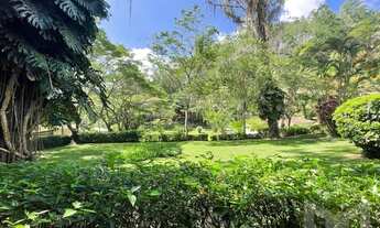 Imagem 4: Bela propriedade localizada excelente região de Itaipava com alto padrão de vizinhança