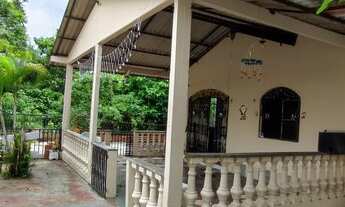 Imagem 2: Casa 4 dormitórios no Conj. Ajuricaba R$ 320.000,0Financiável