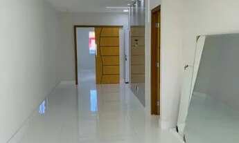 Imagem 2: Condomínio Rio jangada, 2 suítes, casa ampliada e reformada, piso no porcelanato, iluminaç