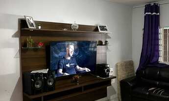 Imagem 3: Vende-se Sobrado com 2 residencias QR 215 Santa Maria - Brasília - DF