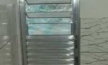 Imagem 2: Casa 2 comodos Casa com 1 dormitório