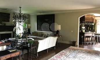 Imagem 5: Casa Estilo Toscana no Morumbi. Em rua Tranquila e com segurança