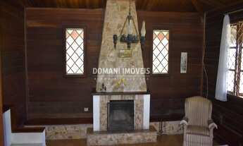 Imagem 5: Casa Térrea à Venda na Região do Alto da Vila Inglesa - Campos do Jordão/SP