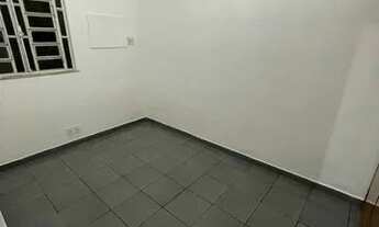 Imagem 5: Centro, casa de 3 quartos e sala ampla