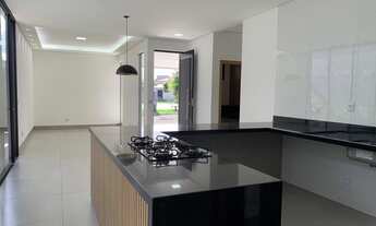 Imagem 3: Casa à Venda no Condomínio Jardim Umuarama 2 em Uberlândia