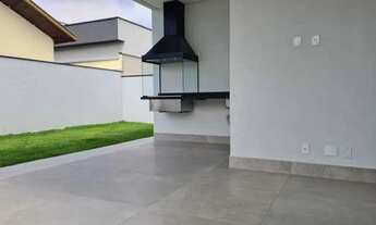 Imagem 2: Casa de condomínio para venda possui 218 metros quadrados com 3 quartos