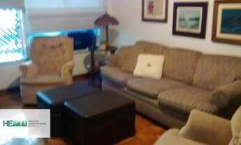 Imagem: Sobrado de rua tranquila e aconchegante