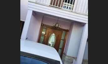 Imagem 4: Sobrado para venda possui 246 metros quadrados com 4 quartos