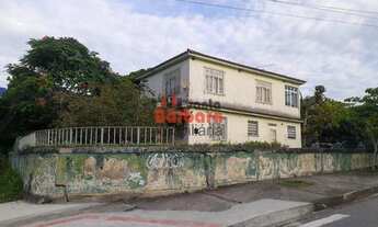 Imagem: Casa com 4 dorms, Piratininga, Niterói