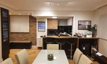 Imagem 2: Apartamento reformado com 160m², 3 quartos e 2 suítes