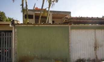 Imagem 2: Sobrado sem acabamento