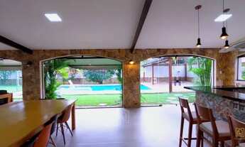 Imagem 4: Casa de condomínio para venda tem 900 metros quadrados com 5 quartos