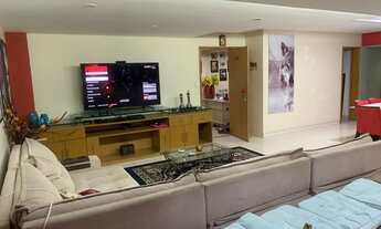 Imagem 5: Apartamento em Areias-146m²/4 Quartos/1 suíte/1 vaga/Todo no Porcelanato/Ventilado/Excelen