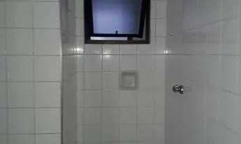 Imagem 5: Kitch com 35 m², cozinha e área de serviço separadas, à 250 metros do Metrô Jardim São Pau