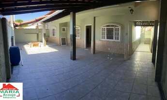 Imagem 2: Casa no centro de Maricá Com 04 quartos!!! Cod 330