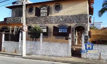 Imagem 2: Casa com 8 Dormitórios a Venda em Barreiros, SC