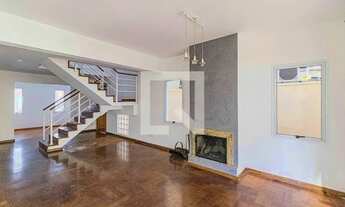 Imagem 7: Casa de Condomínio para Aluguel - Cidade São Francisco , 4 Quartos, 216 m2