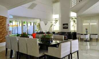 Imagem 2: Belíssima casa em Acapulco Guarujá, 770 m² construídos com 1000m² de terreno, composto por