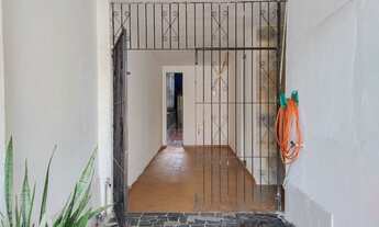 Imagem 2: AMPLA CASA NA ANTONIO BAENA COM 01 PONTO COMERCIAL E 04 QUARTOS