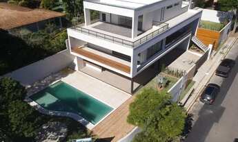 Imagem 2: Casa para venda tem 600 metros quadrados com 5 quartos em Jardim Itaperi - Atibaia - SP