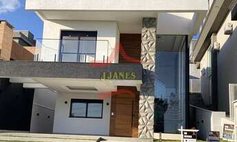 Imagem: VIAMãO - Casa de Condomínio - Condomínio