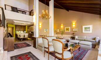 Imagem 2: Casa de condomínio para venda possui 360 metros quadrados com 5 quartos