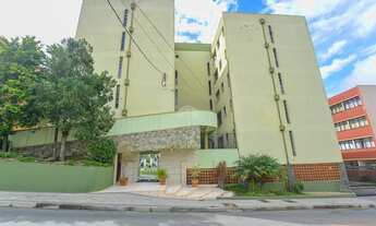 Imagem 1: Apartamento para venda possui 67 metros quadrados com 3 quartos em Cristo Rei - Curitiba