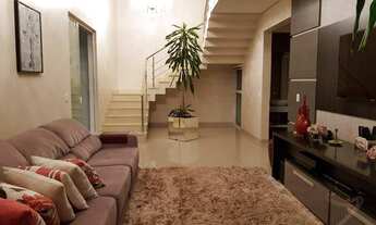 Imagem 2: Sobrado no Country Iguaçu, mobiliada, alto padrão!