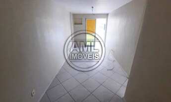 Imagem 5: 02 quartos sendo 01 suíte. Vaga escritura. Tijuca. R 600.000,00