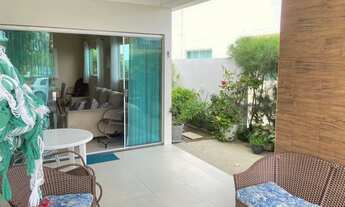 Imagem: Bela Casa com 3 quartos em Condomínio Fechado