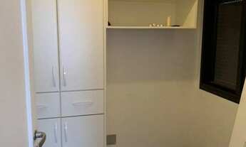 Imagem 3: Apartamento para aluguel e venda possui 230 metros quadrados com 4 quartos