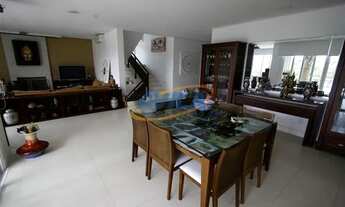 Imagem 4: LInda residência 5 suítes e piscina na beira da lagoa